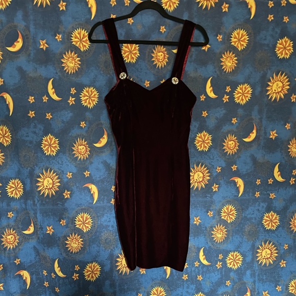 Velvet 2 piece Sunny Choi dress and jacket - Picture 11 of 14